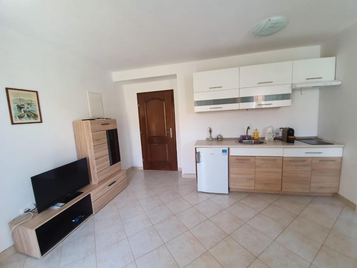 Apartments Vido Vodice Kültér fotó